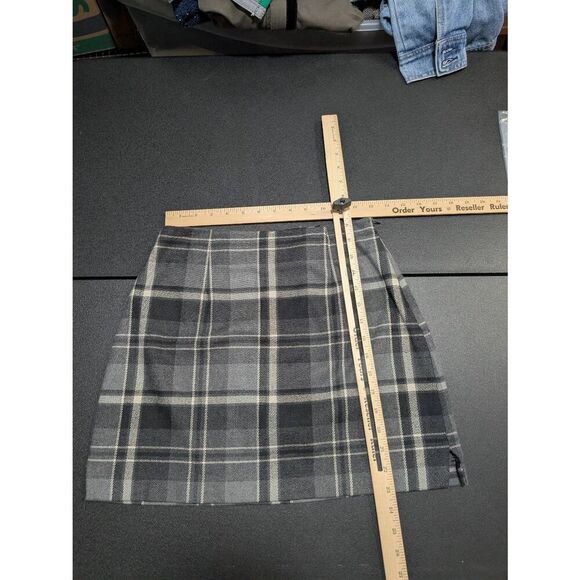 The Limited Vintage 90’s Plaid Wool Blend Mini Skirt Gray Size 2 - Picture 4 of 4
